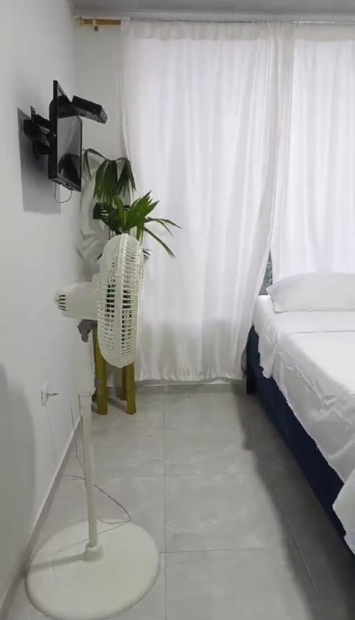 Hostal Javi Santa Marta  Kültér fotó