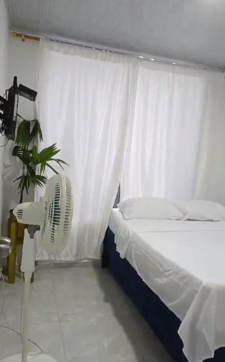 Hostal Javi Santa Marta  Kültér fotó